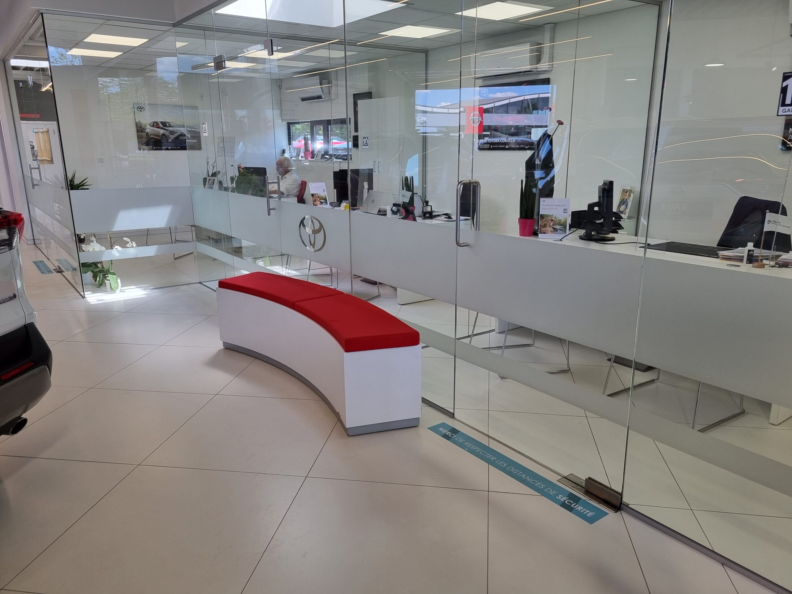 Sablage vitre bureau