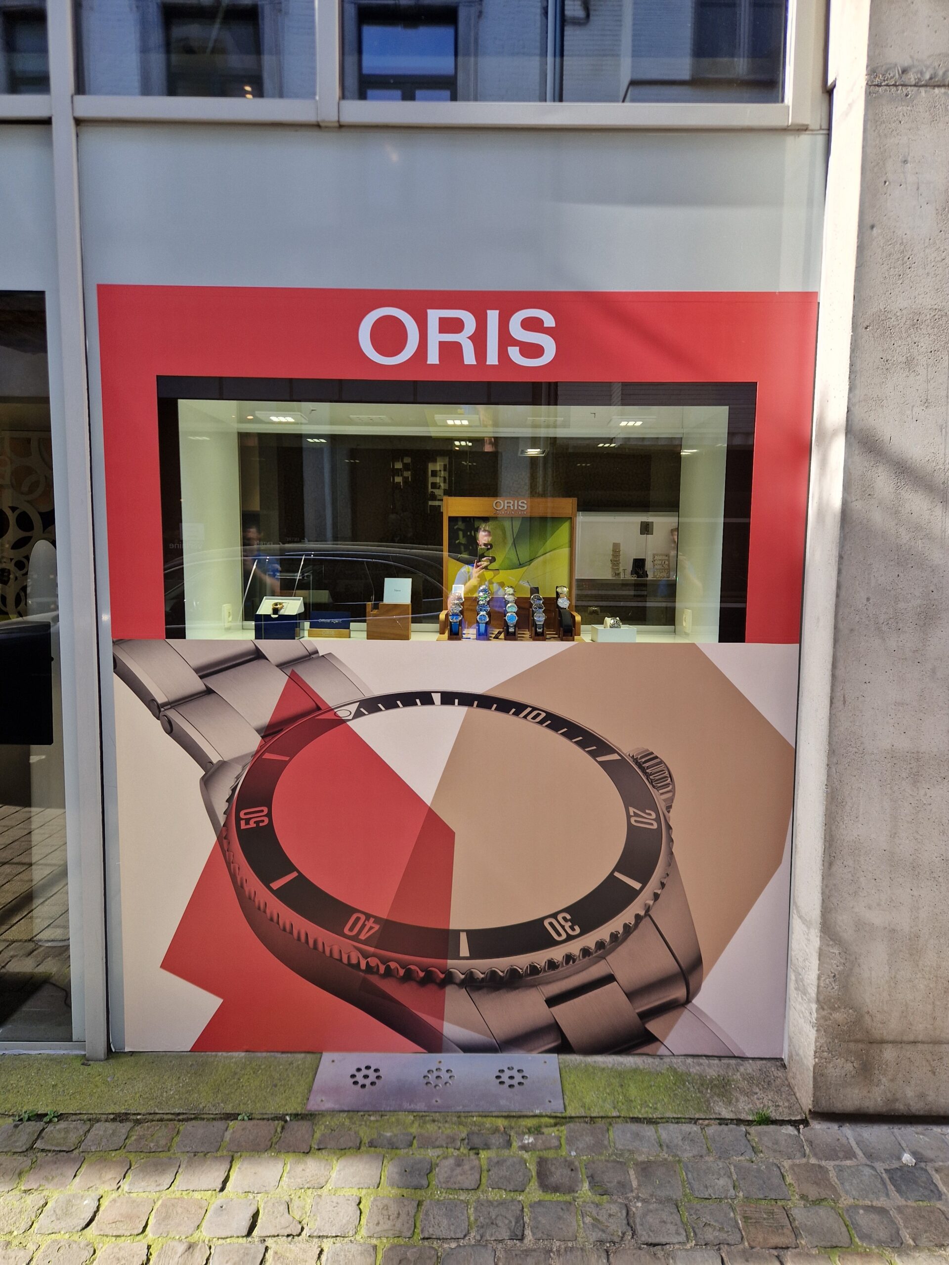 Publicité sur vitrine